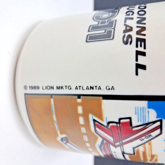 MD-11 McDonnell Douglas Mug -1989 Lion Marketing-Atlanta Georgia - Picture 5 of 5